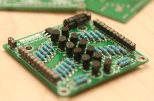 12-channel Bidirectional Logic Level Shifter